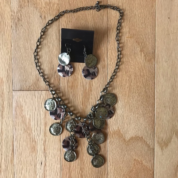 Jewelry - Coin Disk beaded Necklace and Earrings set